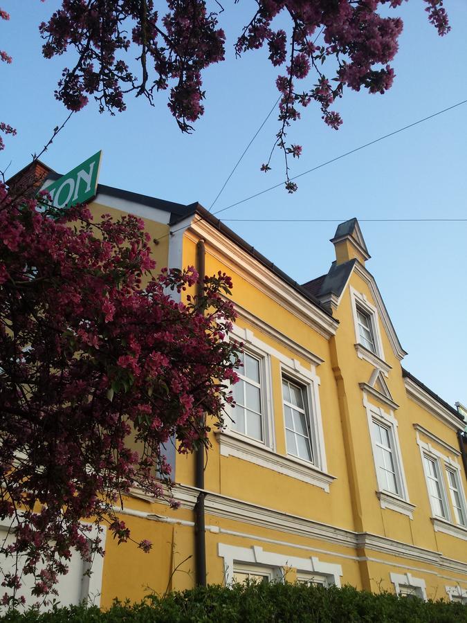 Pension Elisabeth Ζανκτ Πέλτεν Εξωτερικό φωτογραφία