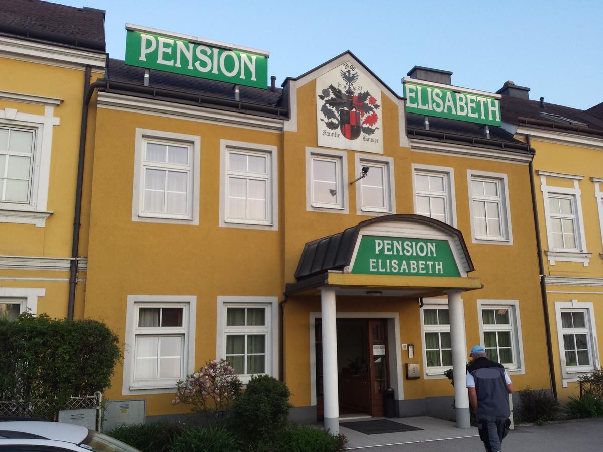 Pension Elisabeth Ζανκτ Πέλτεν Εξωτερικό φωτογραφία
